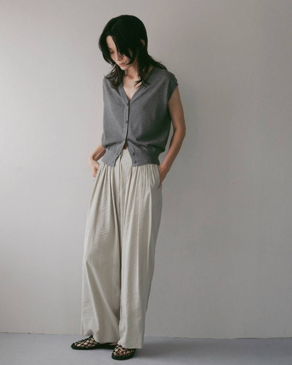 Vネック ボタンベスト (チャコールグレー) Vneck Botton Vest (Charcoalgray) / 27SS