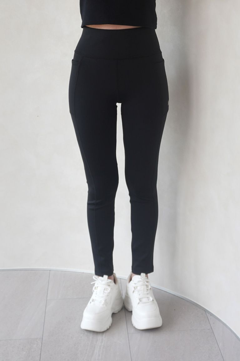 163cm 47kg 骨格ウェーブ 着用:2(M)