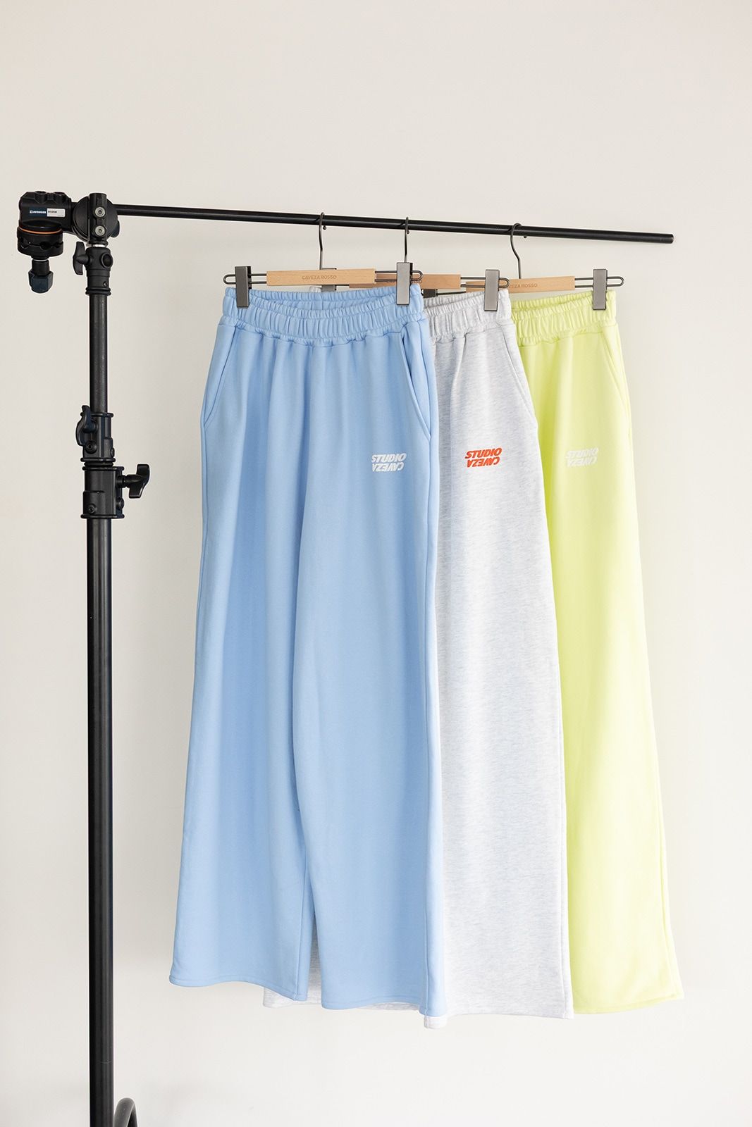 STUDIO CAVEZA Print Sweat Pants (Light gray) / スタジオカベサ プリントスウェットパンツ (ライトグレー) / 26SS