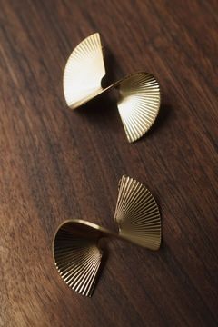 wave pierced earrings / ウェーブピアス (ブラック)