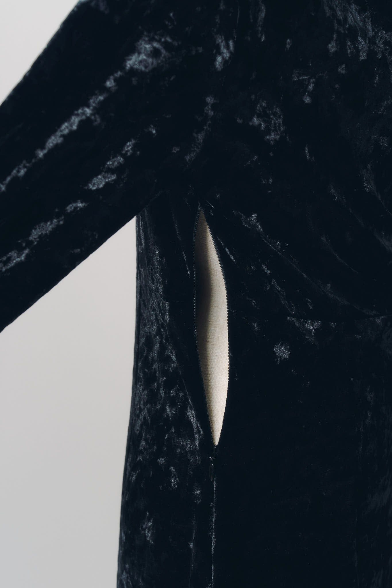 2ウェイ ベロアドレープドレス (ブラック) 2way draped velour dress (Black) / 26AW