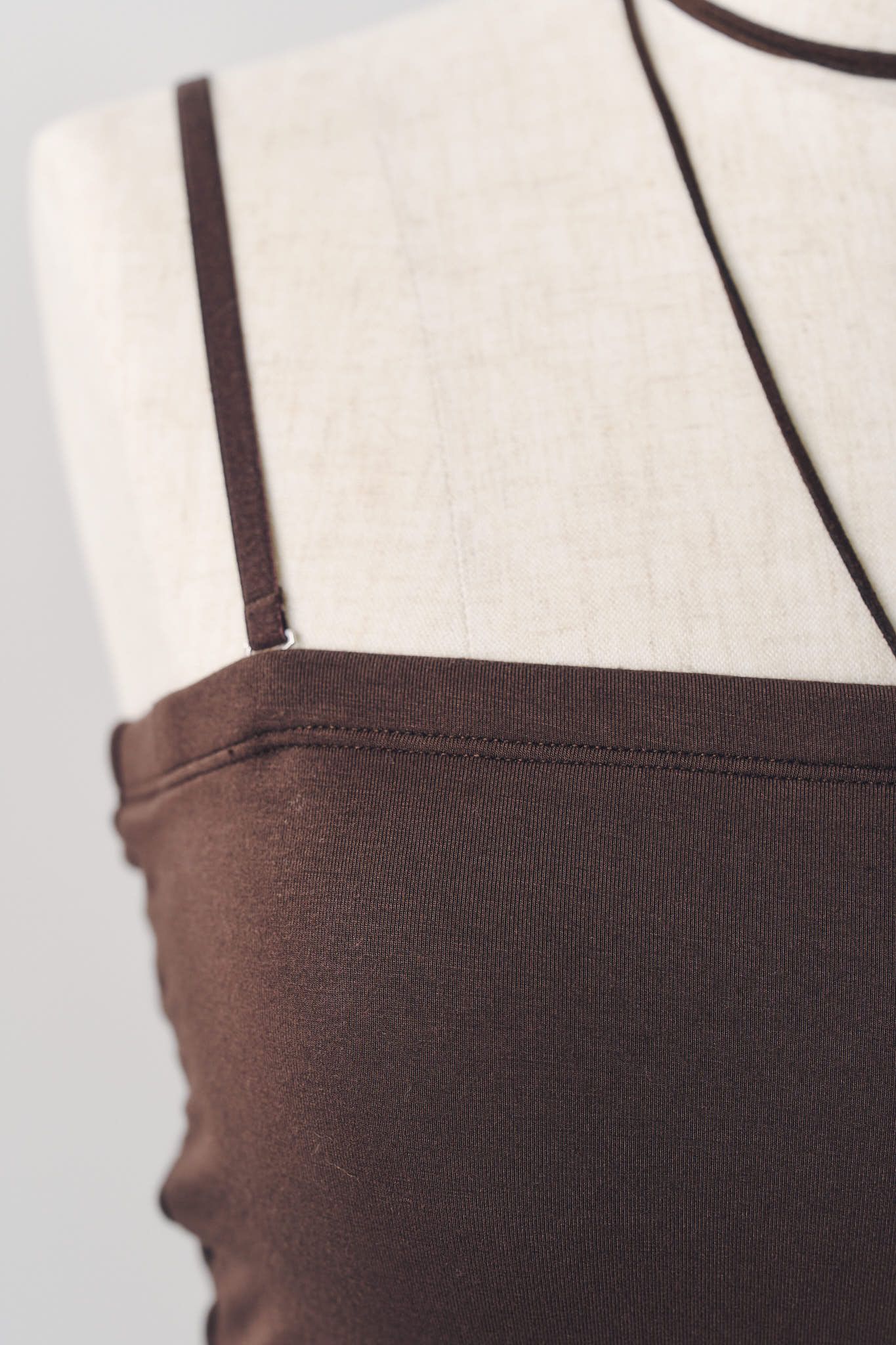 メニーウェイ ブラトップ (ブラウン) many way bra top (Brown) / 26AW
