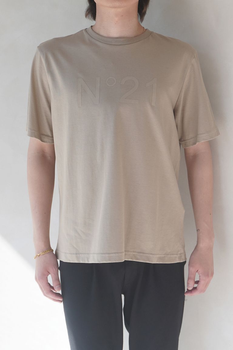 176cm 64kg 着用:M