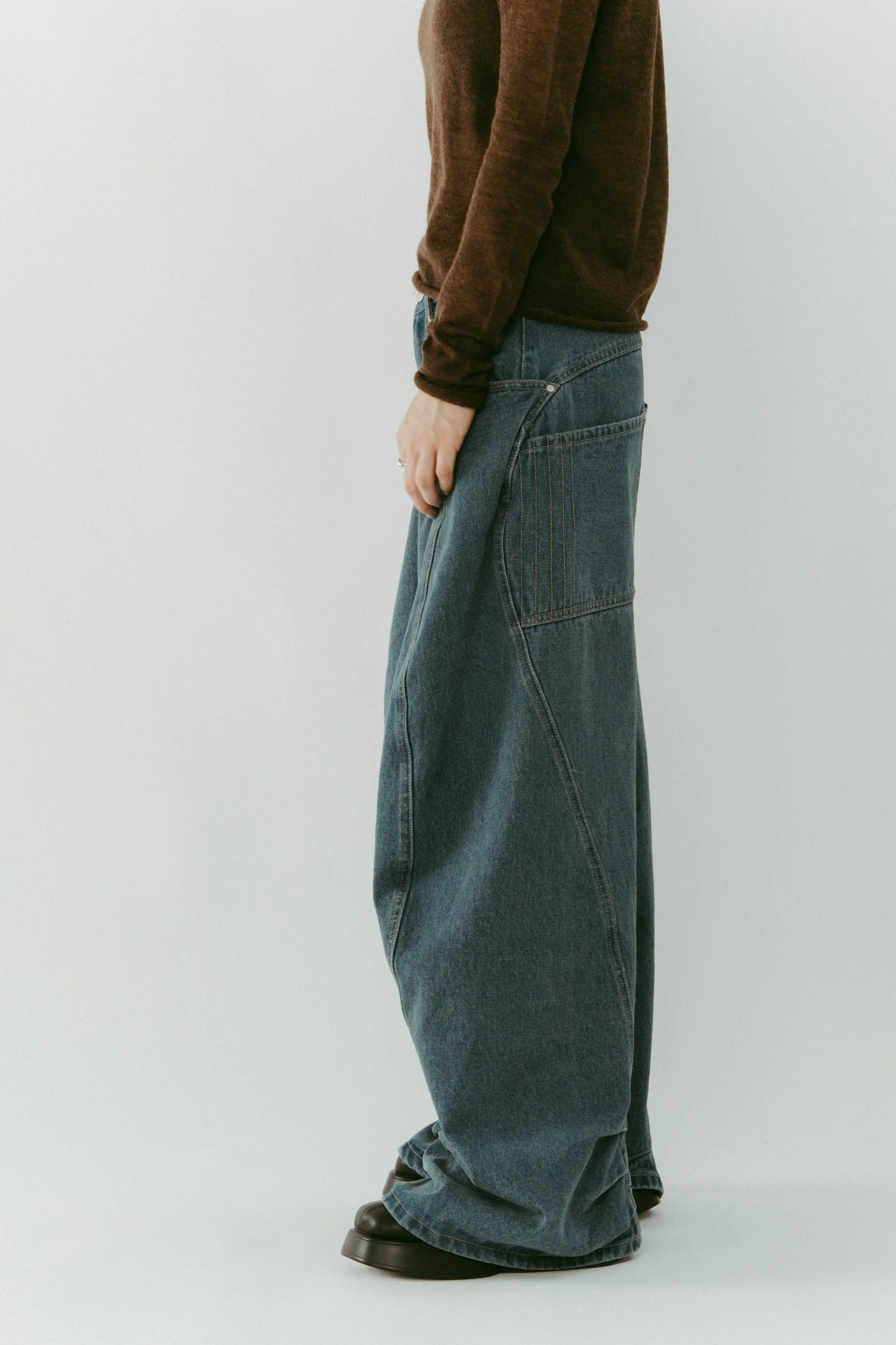 tuck design denim pants / タックデザインデニムパンツ (デニムブルー) / 25AW
