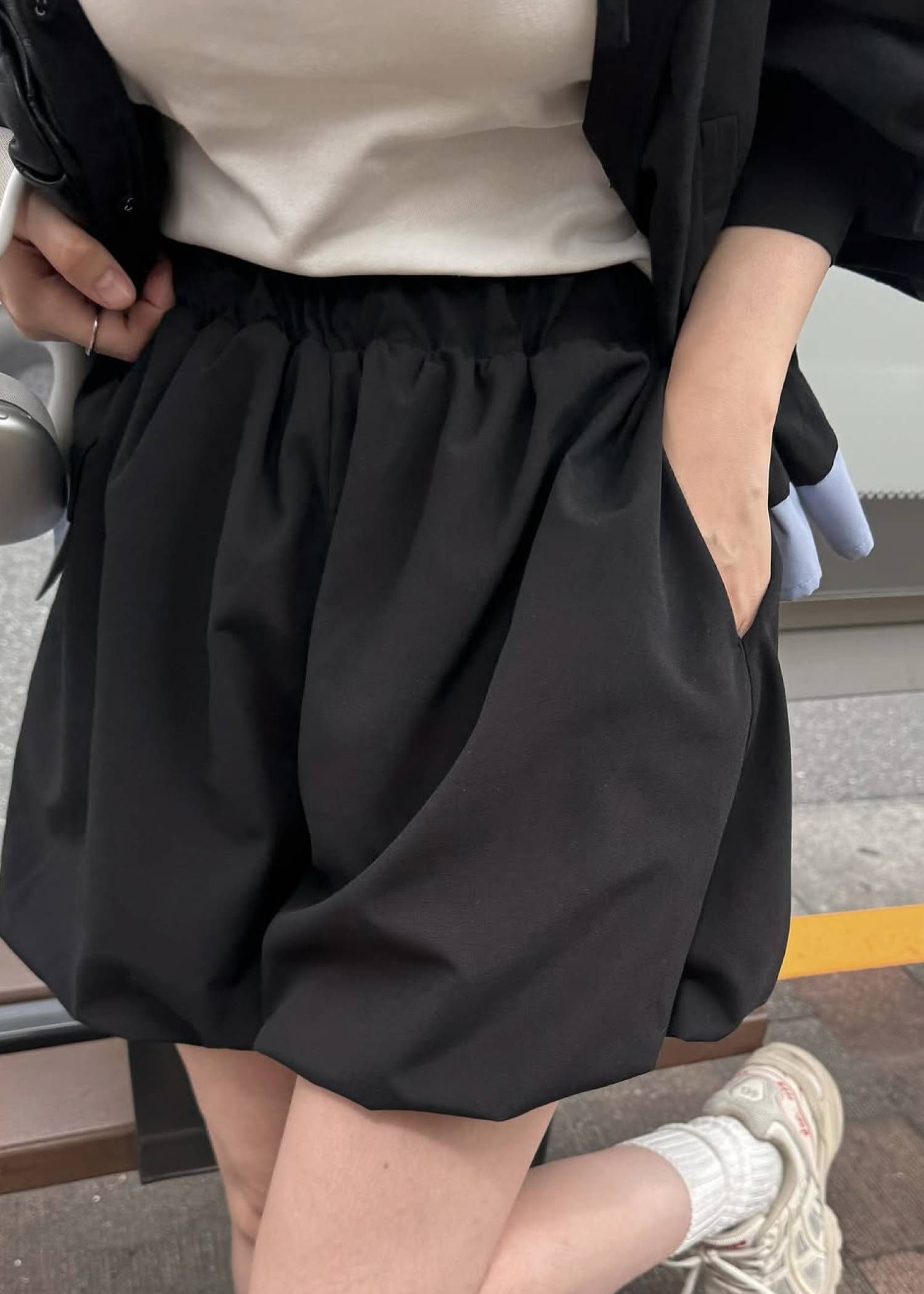 UVカット バルーンショートパンツ (ブラック) balloon hem UV cut gather volume S/PT (Black) /  26SS
