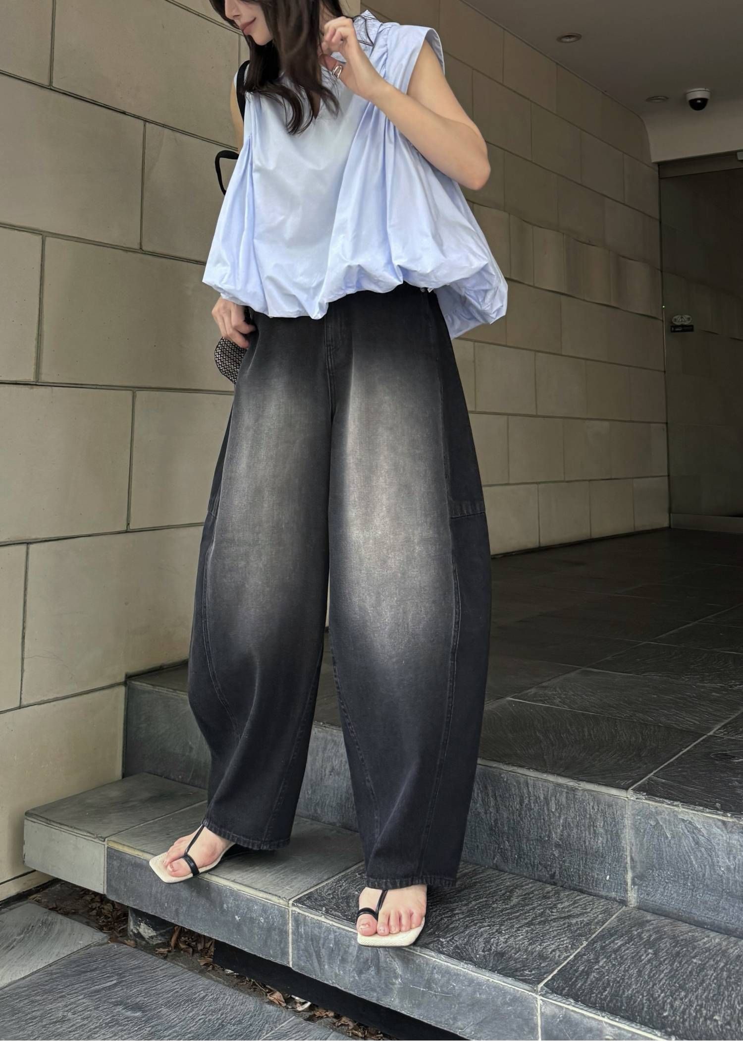 バルーンギャザー ノースリーブトップス (サックス) volume balloon gather no sleeve tops (Sax) /  26SS