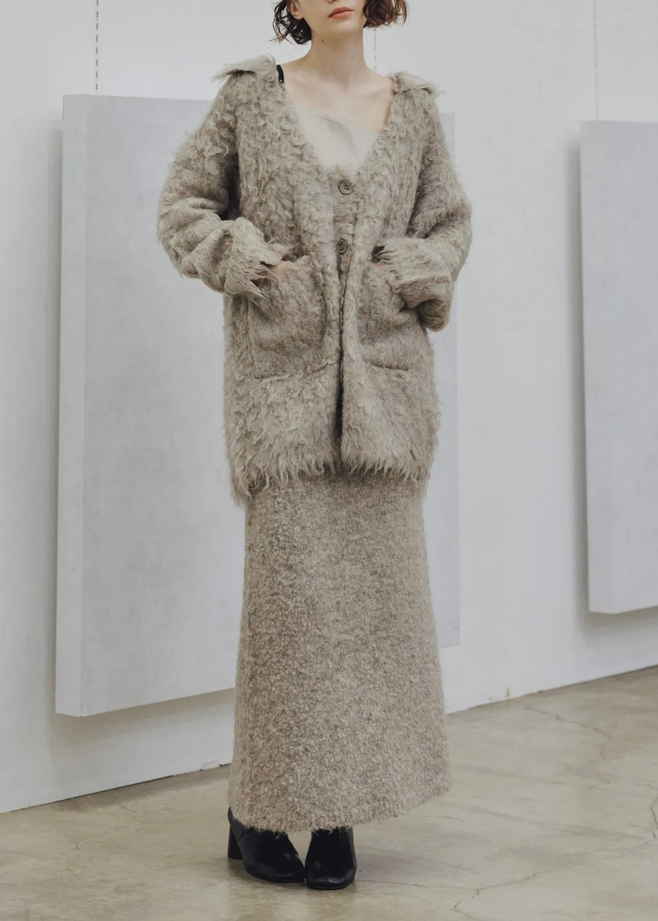 boucle pencil knit SK / ブークレ ペンシルニットスカート (ミルクティー) / 25AW