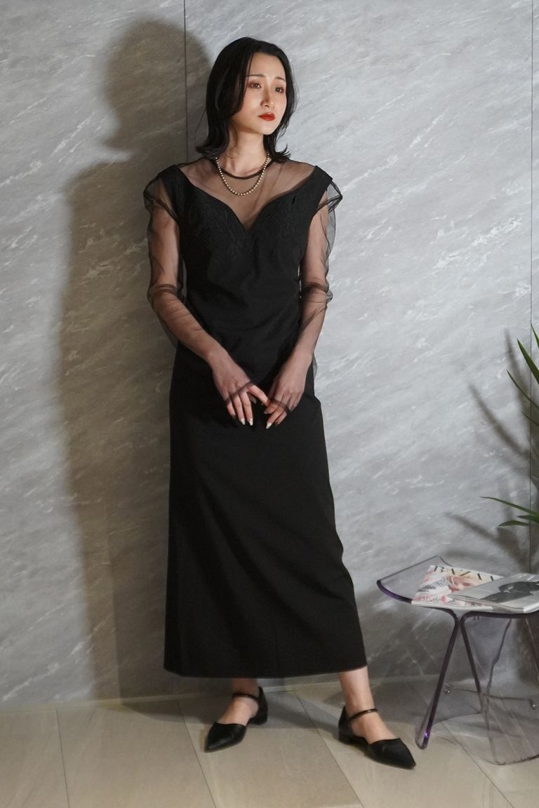 163cm 着用:S (店内照明)