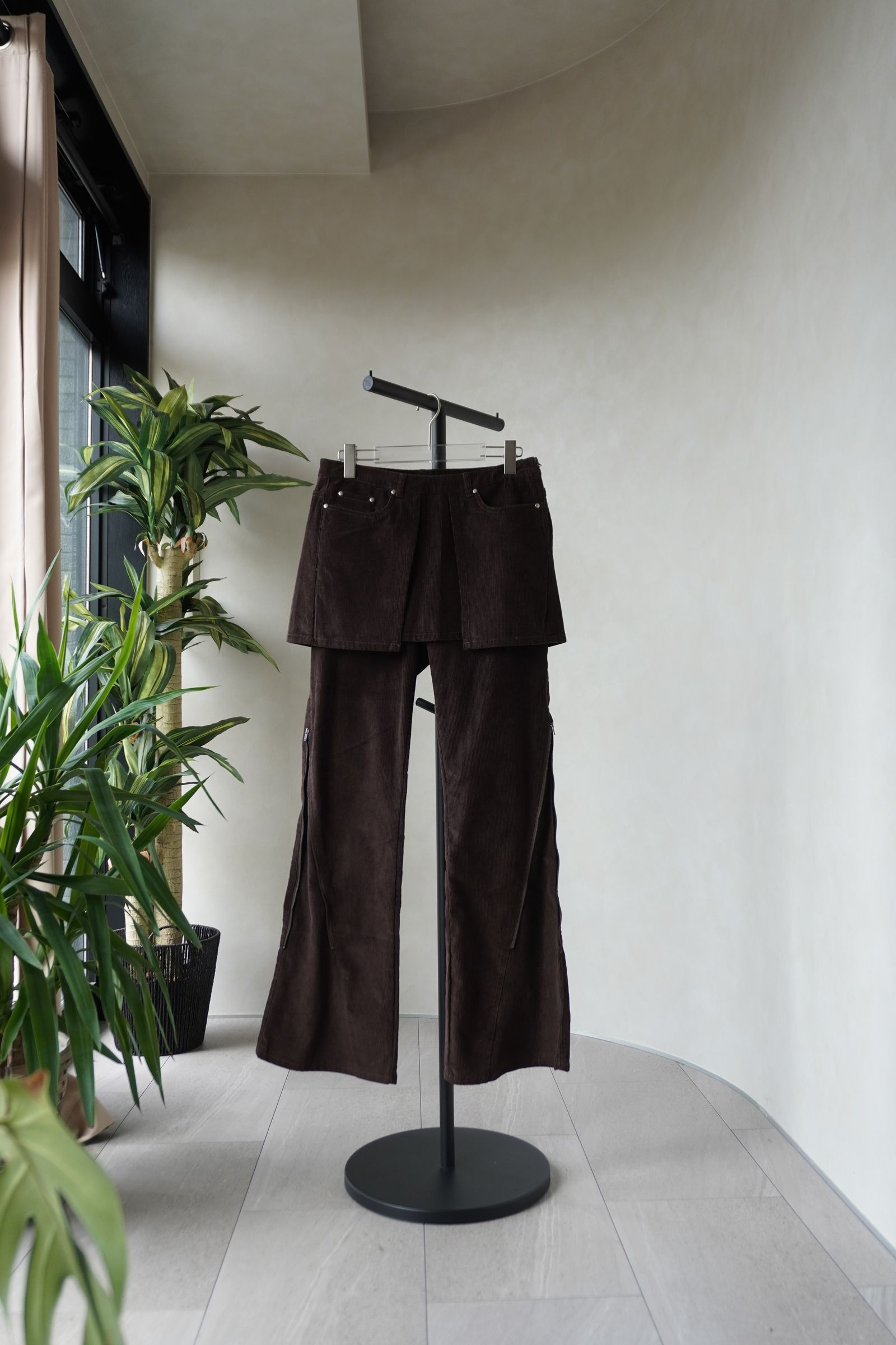 2ピース ジップフレアパンツ (ブラウン) 2piece zip flare pants