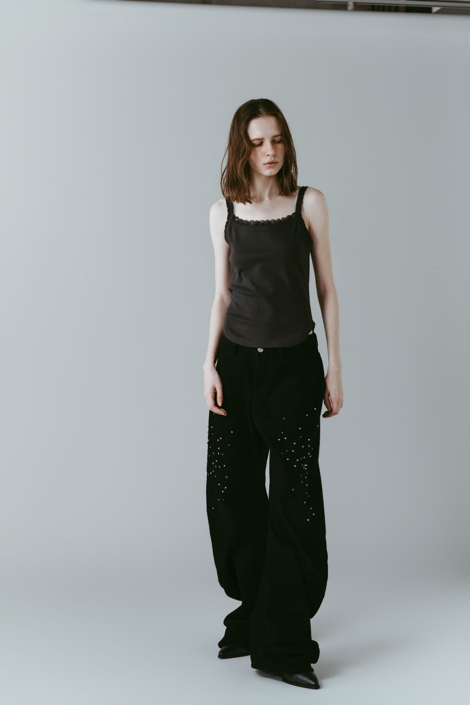 スタッズ ドレープデニム (ブラック) studded draped denim pants(unisex) (Black) /  26SS