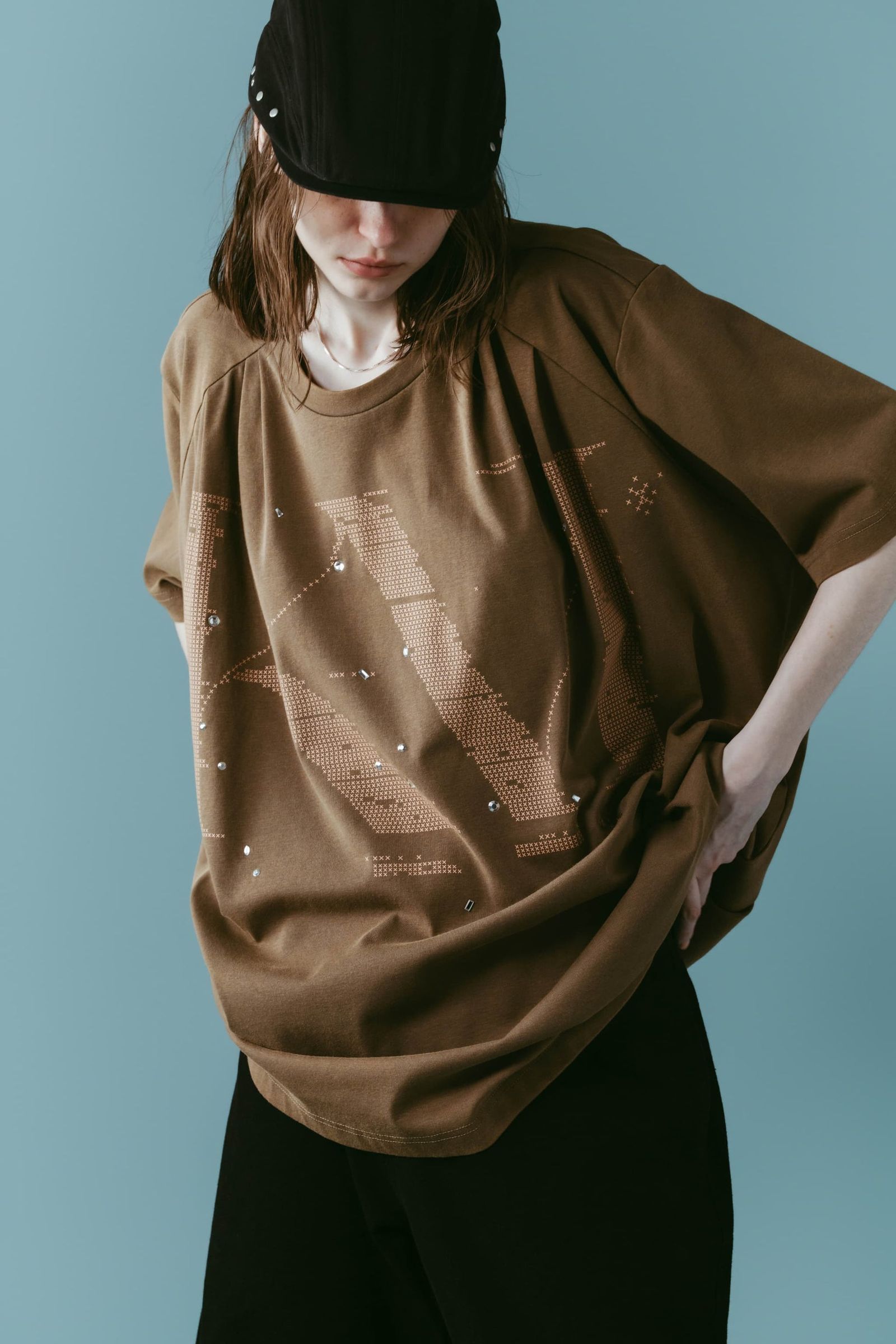 タック オーバーサイズTシャツ (ブラウン) tuck detail oversized tee(unisex) (Brown) /  26SS