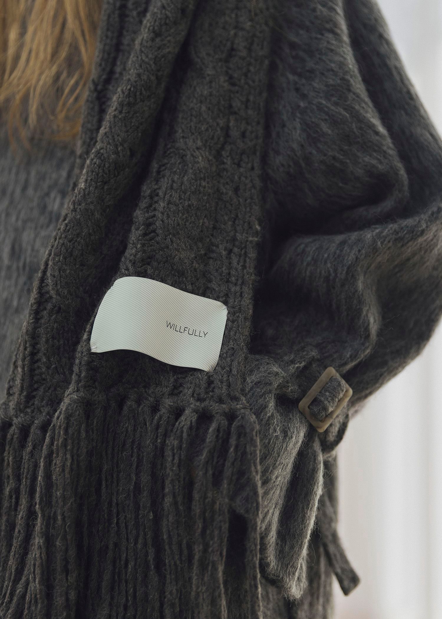 coarse knit cable fringe muffler / フリンジケーブルニットマフラー (チャコール) / 25AW