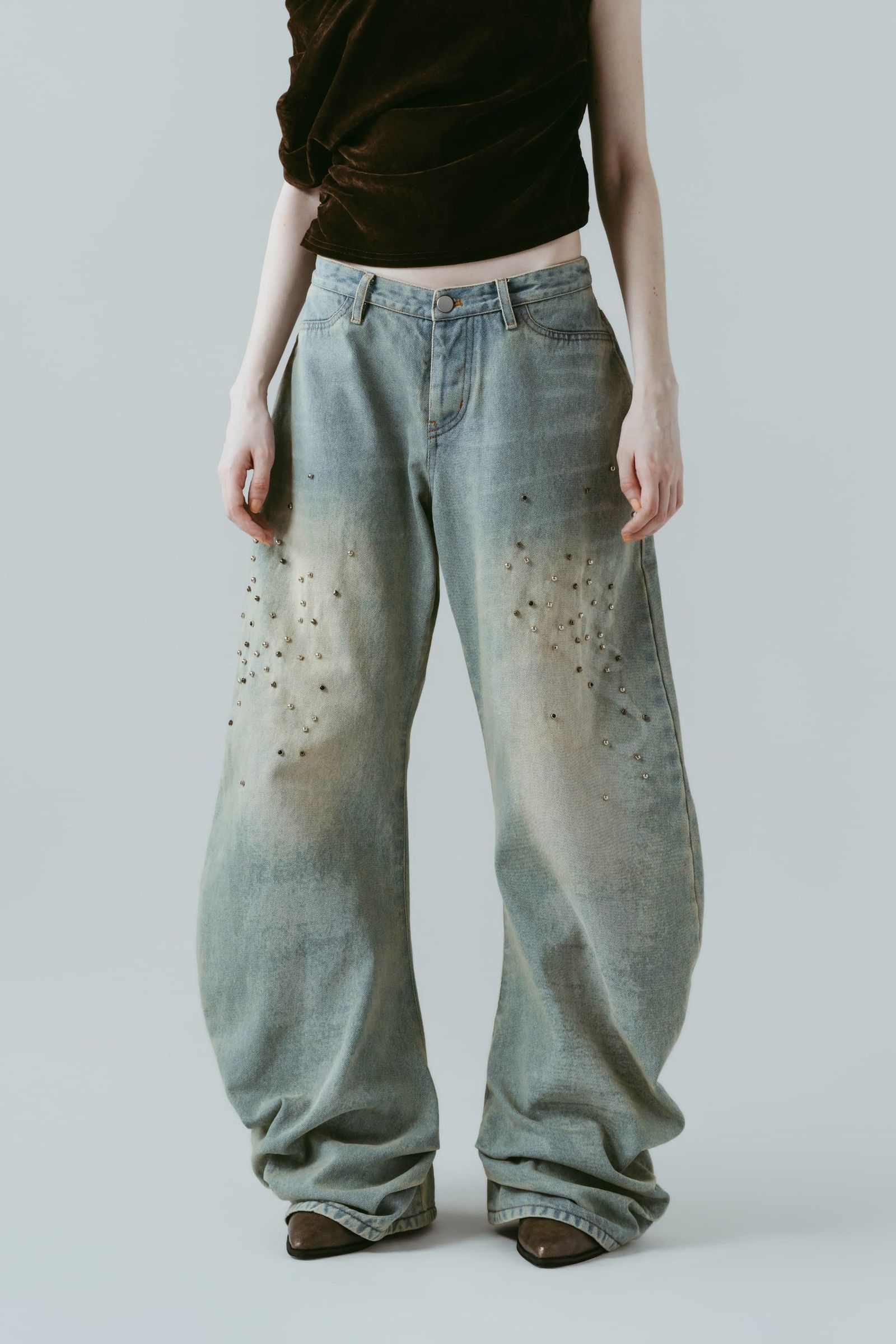 スタッズ ドレープデニム (ブルー) studded draped denim pants(unisex) (Blue) /  26SS