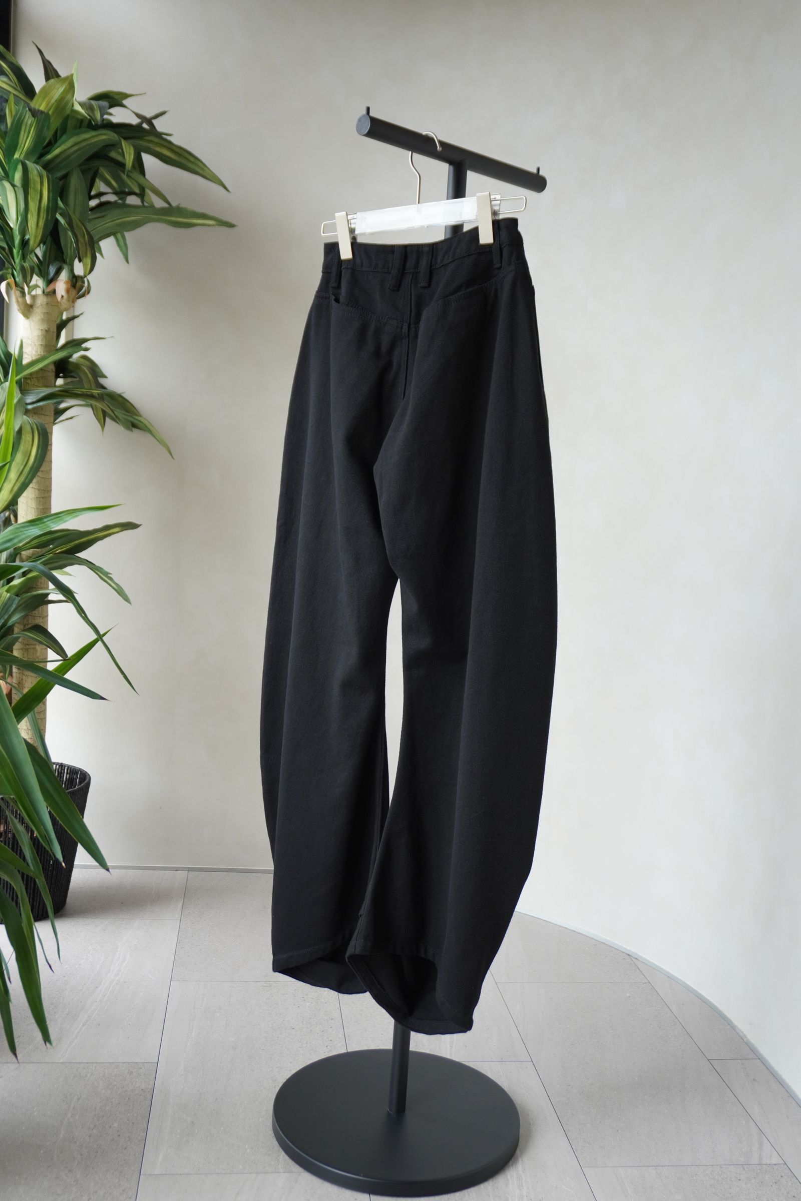 ドレープデニム (スタッズなしブラック) draped denim pants(unisex) (Black) /  26SS