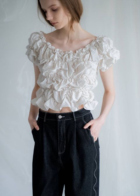 ホイップ ストライプトップス (アイボリー) whip shirring stripe 2way tops (Ivory) /  26SS