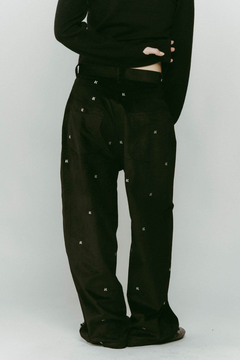 K motif velveteen pants(unisex) / Kモチーフ ベルベットパンツ (ブラック) / 25AW