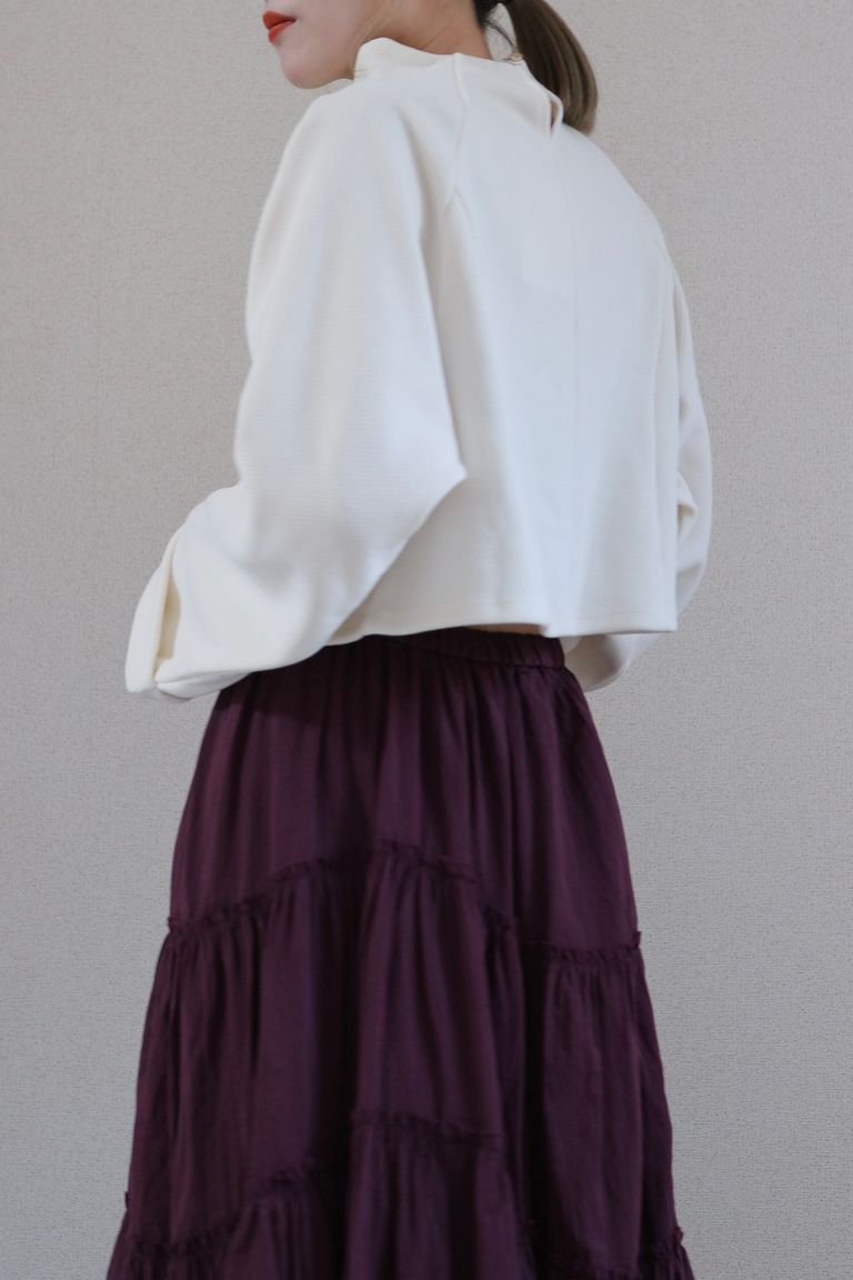 156cm 着用:フリー (店内照明)