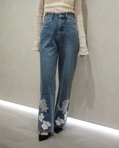 lace embellished hem straight denim PT (L/blue) / レース ストレートデニムパンツ (ライトブルー) / 26SS