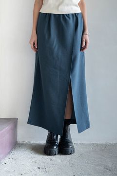 フロントスリットスカート (ネイビー)