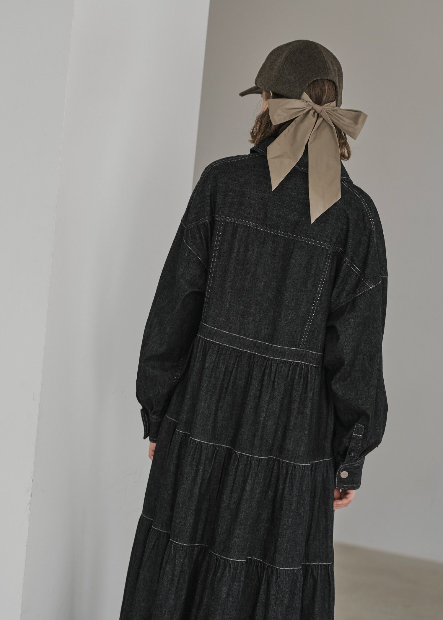 【Healthy DENIM × WILLFULLY】"Aphrodite" tiered denim shirt OP / ヘルシーデニムコラボ デニムシャツワンピース (ブラック) / 25AW /