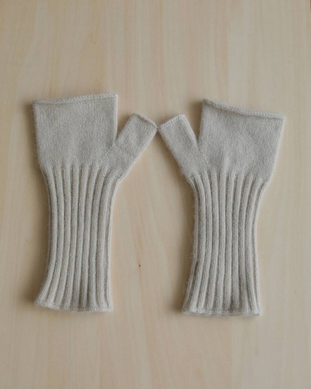 リブニットグローブ (アイボリー) Rib Knit Glove (Ivory) / 26AW 【6月29日まで期間限定予約】