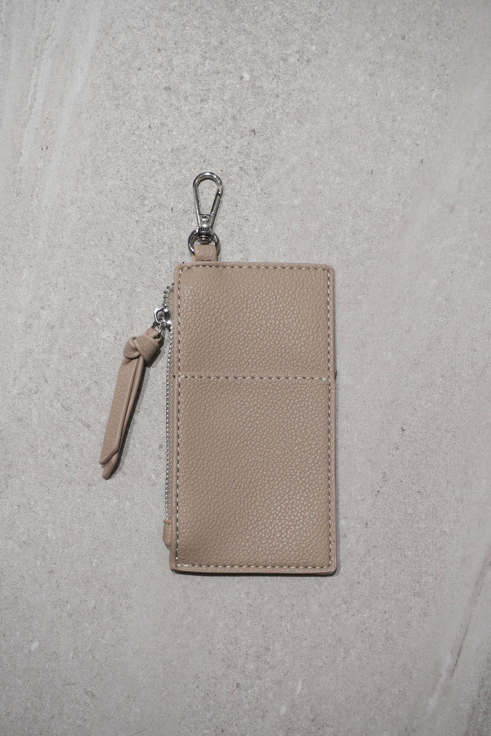 RECYCLING LEATHER MULTI MOBILE POUCH / リサイクルレザーマルチモバイルポーチ (ベージュ) スマホショルダー/コインケース・カードホルダー付き / 取り外し可能