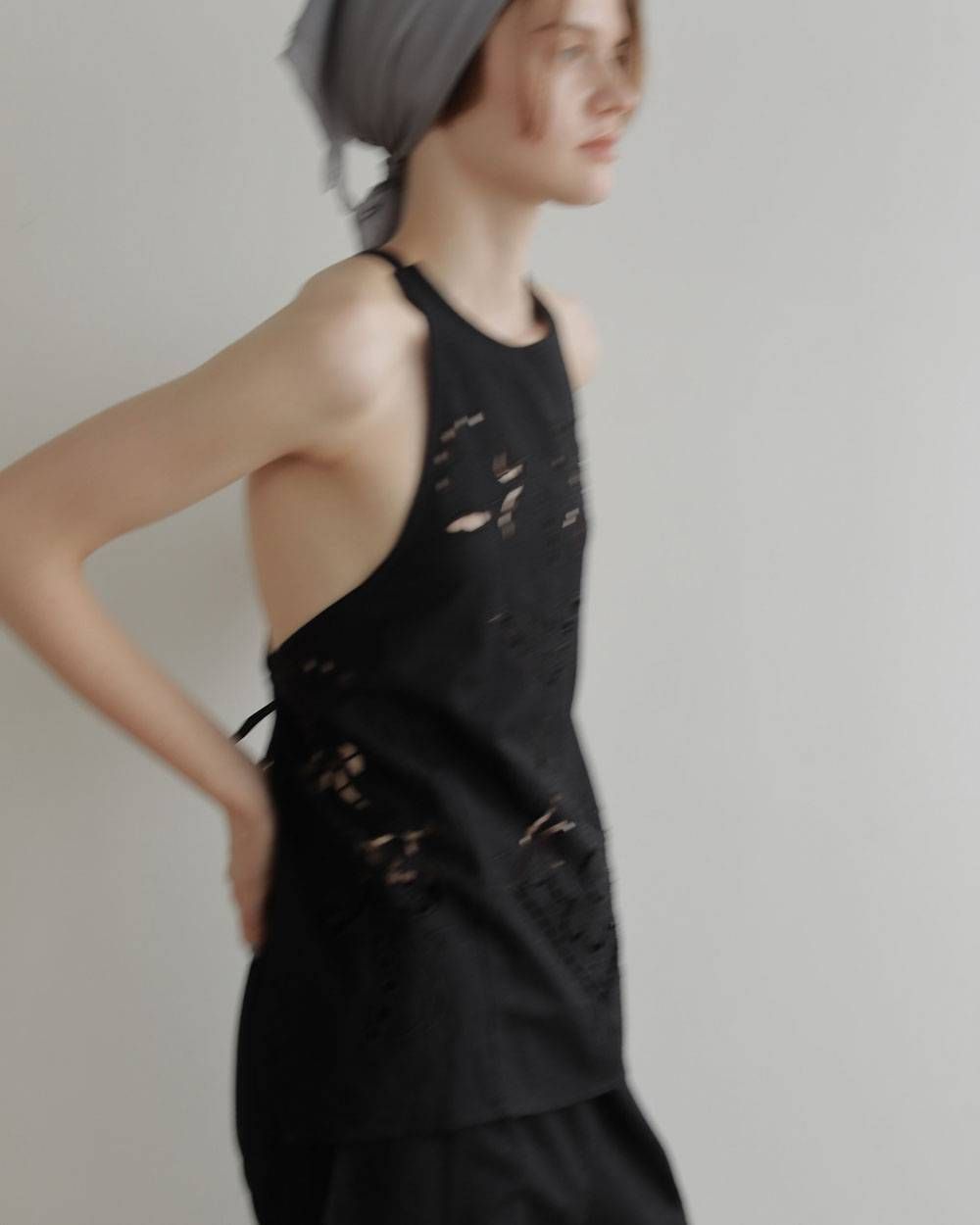 カットワークレースエプロン (ブラック) Cutwork Lace Apron (Black) / 27SS