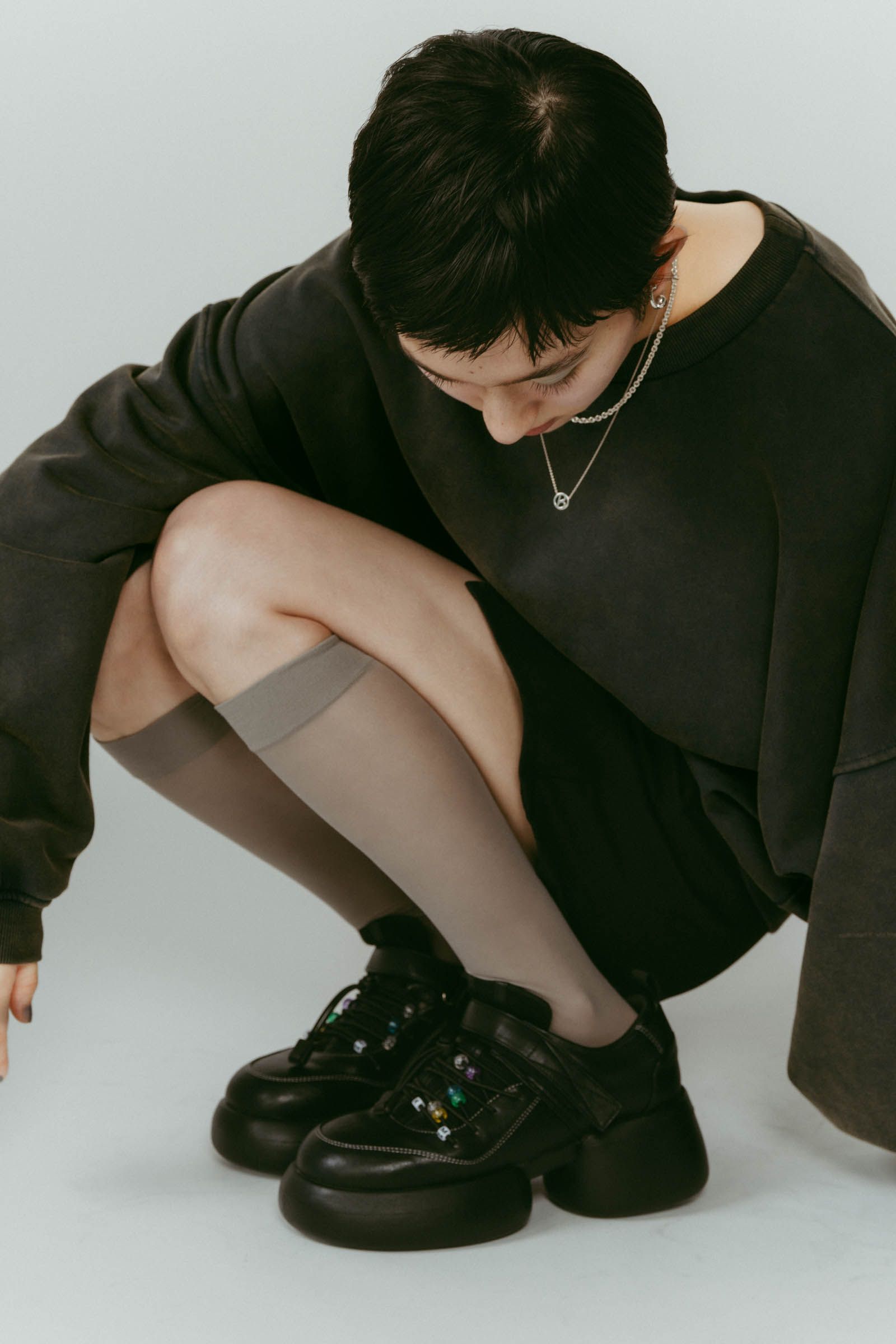 beaded sneakers / ビーズスニーカー (ブラック) / 25AW