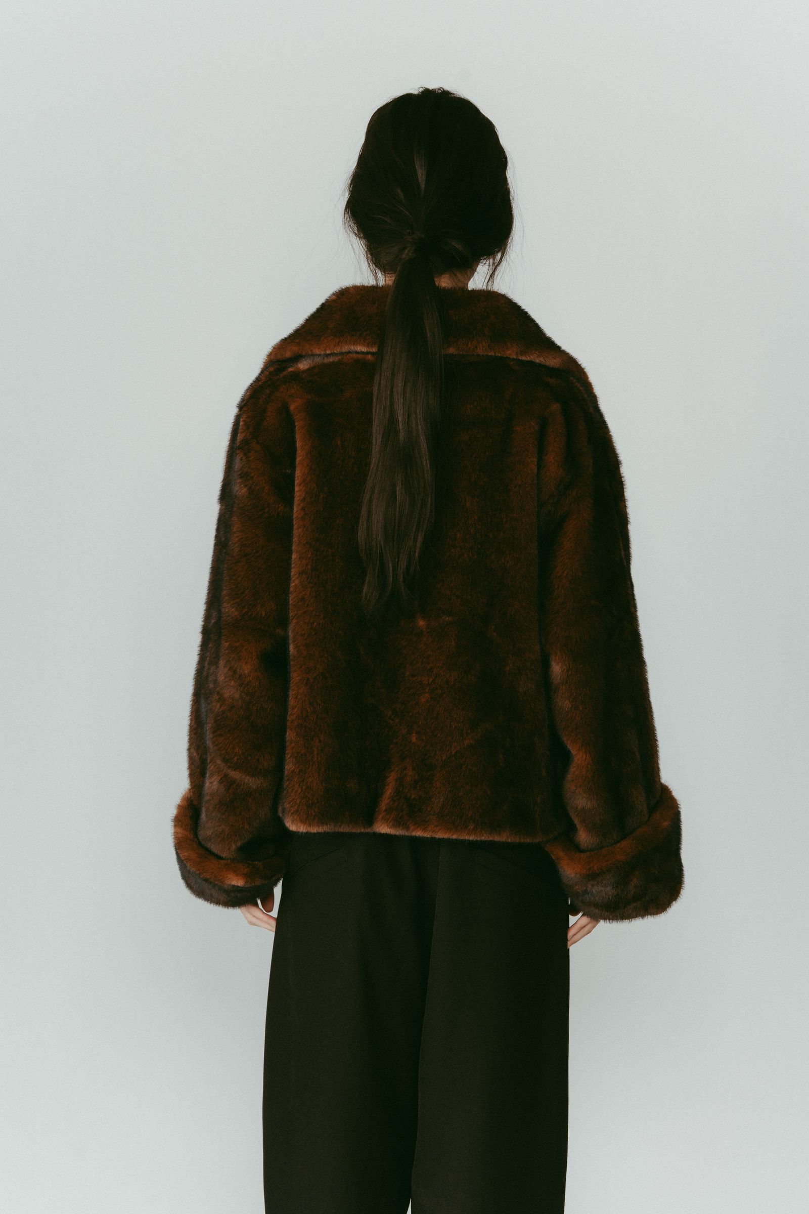 point collar fur coat / ポイントカラー ファーコートジャケット (ブラウン) / 25AW