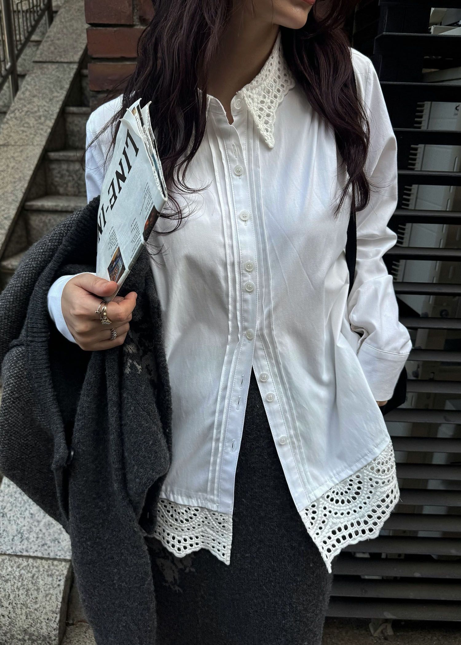 lace collar hem shoulder pintuck SH / レースヘムショルダー ピンタックシャツ (アイボリー) / 25AW /