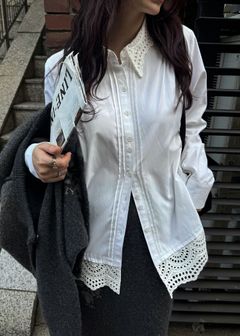 lace collar hem shoulder pintuck SH / レースヘムショルダー ピンタックシャツ (アイボリー) / 25AW /