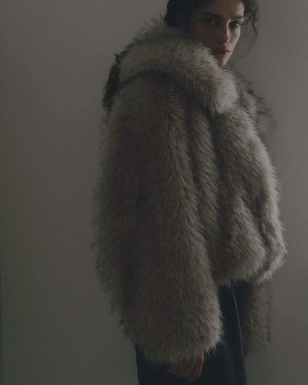 【先行予約】【26TH-09】ムートン調2ウェイファーコート (ライトグレー) 2way Collar Fox Like Fur Coat (L.gray) /  エコファー  /  フェイクファー 【受注期間6/14 23:59まで】