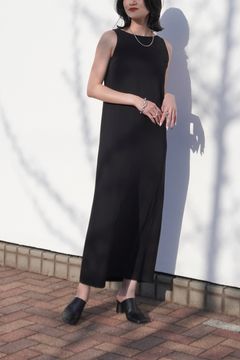 BOATNECK OP / バックオープンボートネックワンピース (ブラック)