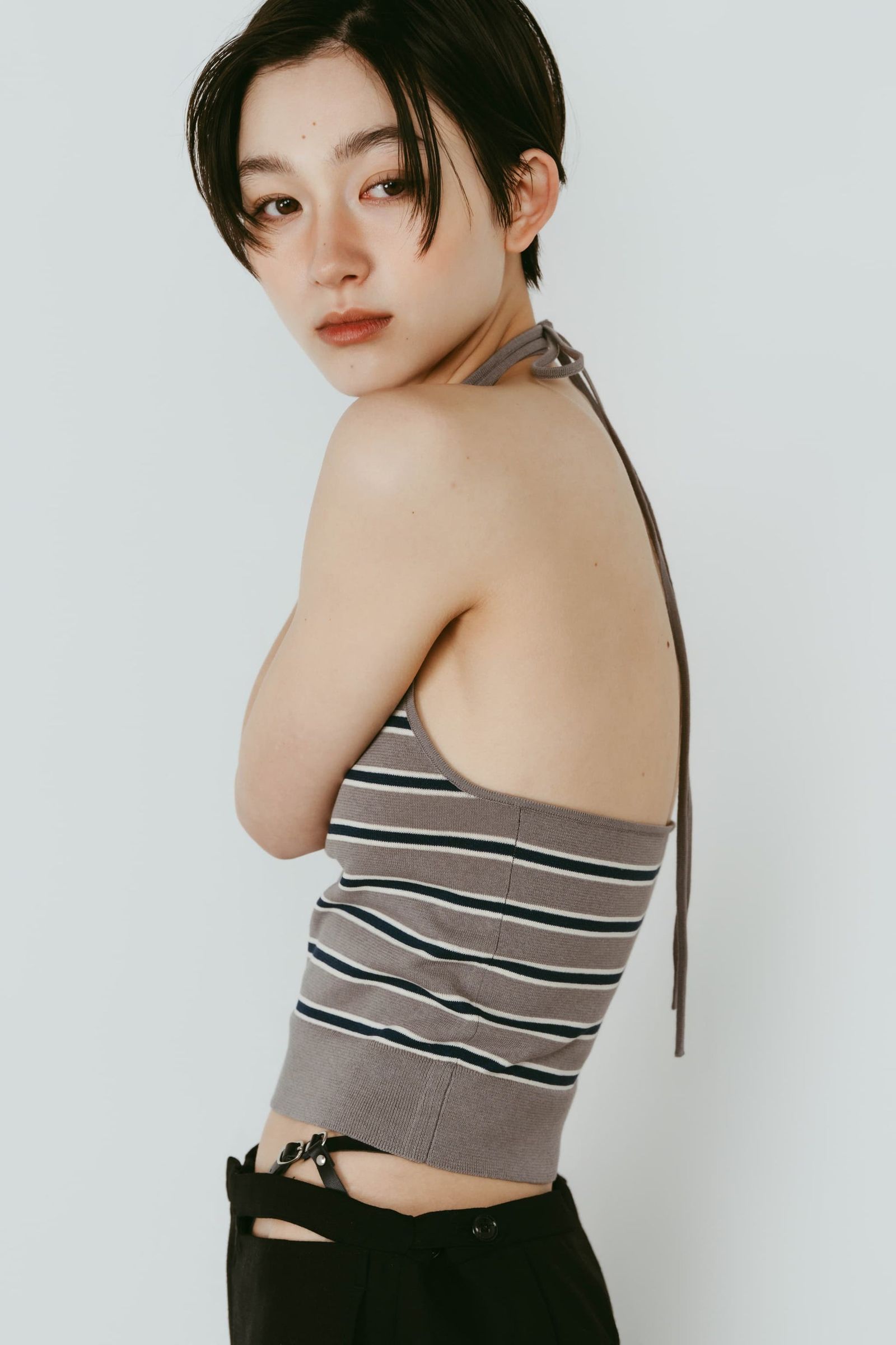 ニット ホルタービスチェ (グレー) knit halter bustier (Gray) /  26SS