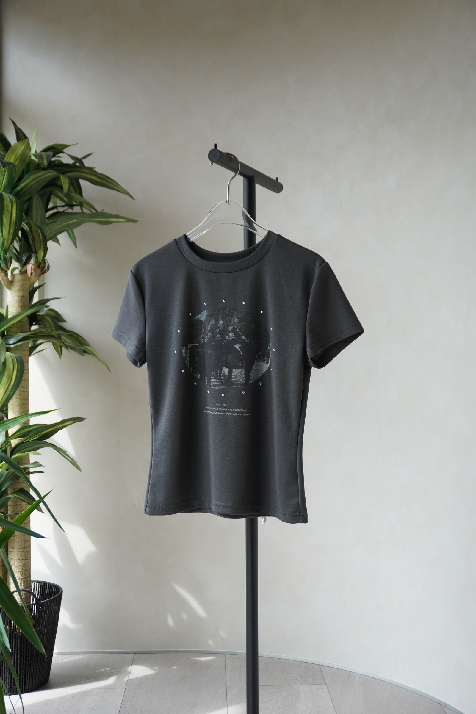 スタッズコンパクトTシャツ (チャコール) studded compact tee (Charcoal) /  26SS