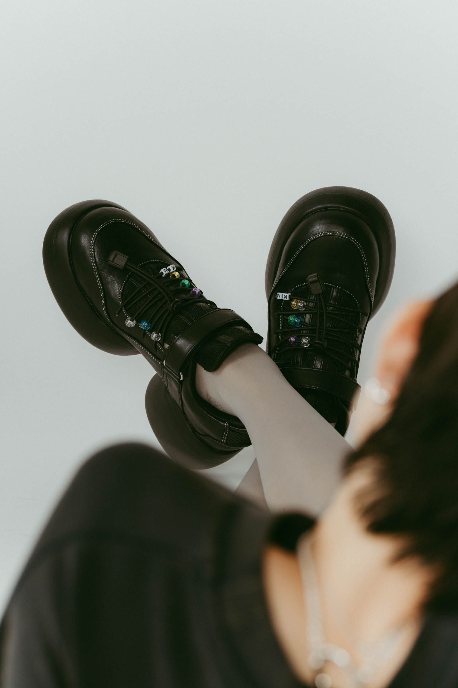 beaded sneakers / ビーズスニーカー (ブラック) / 25AW