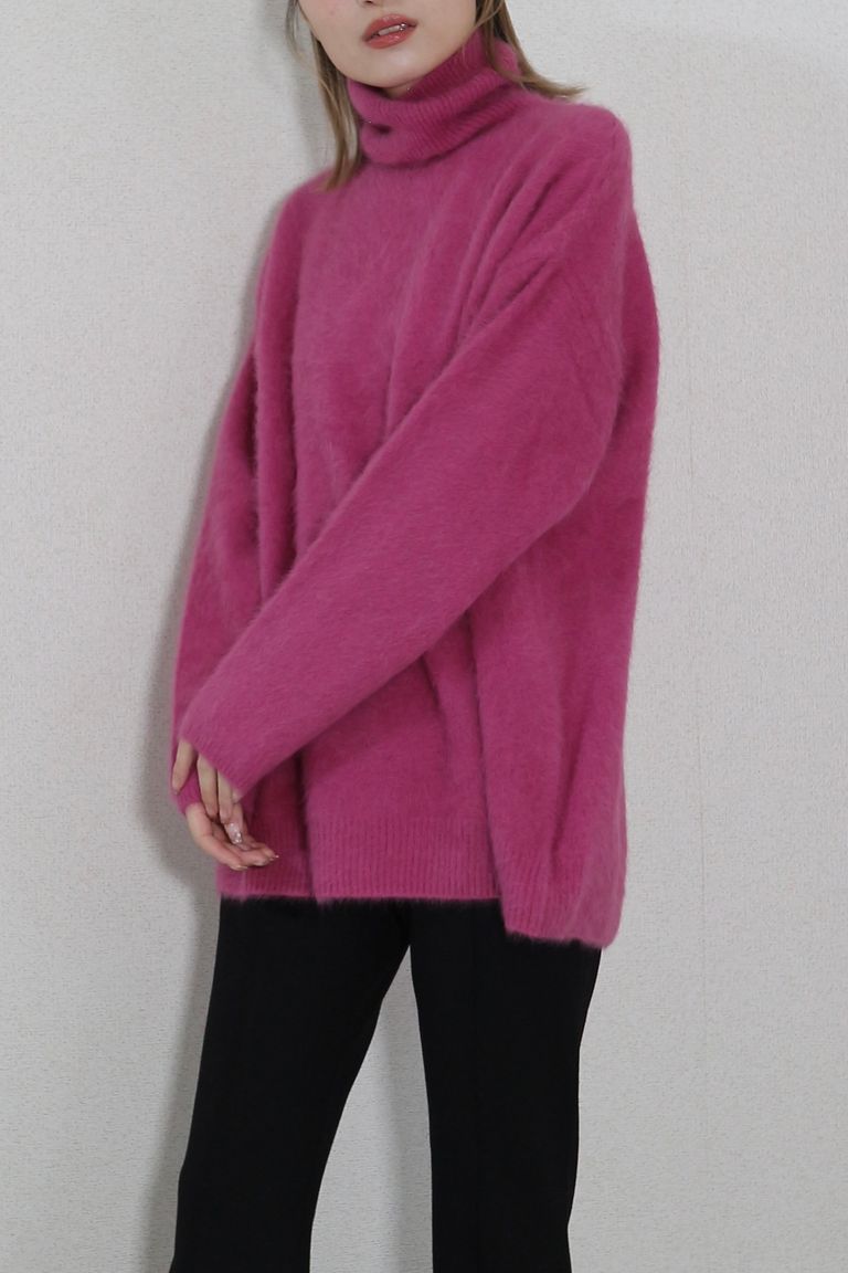 156cm 着用サイズ:フリー
