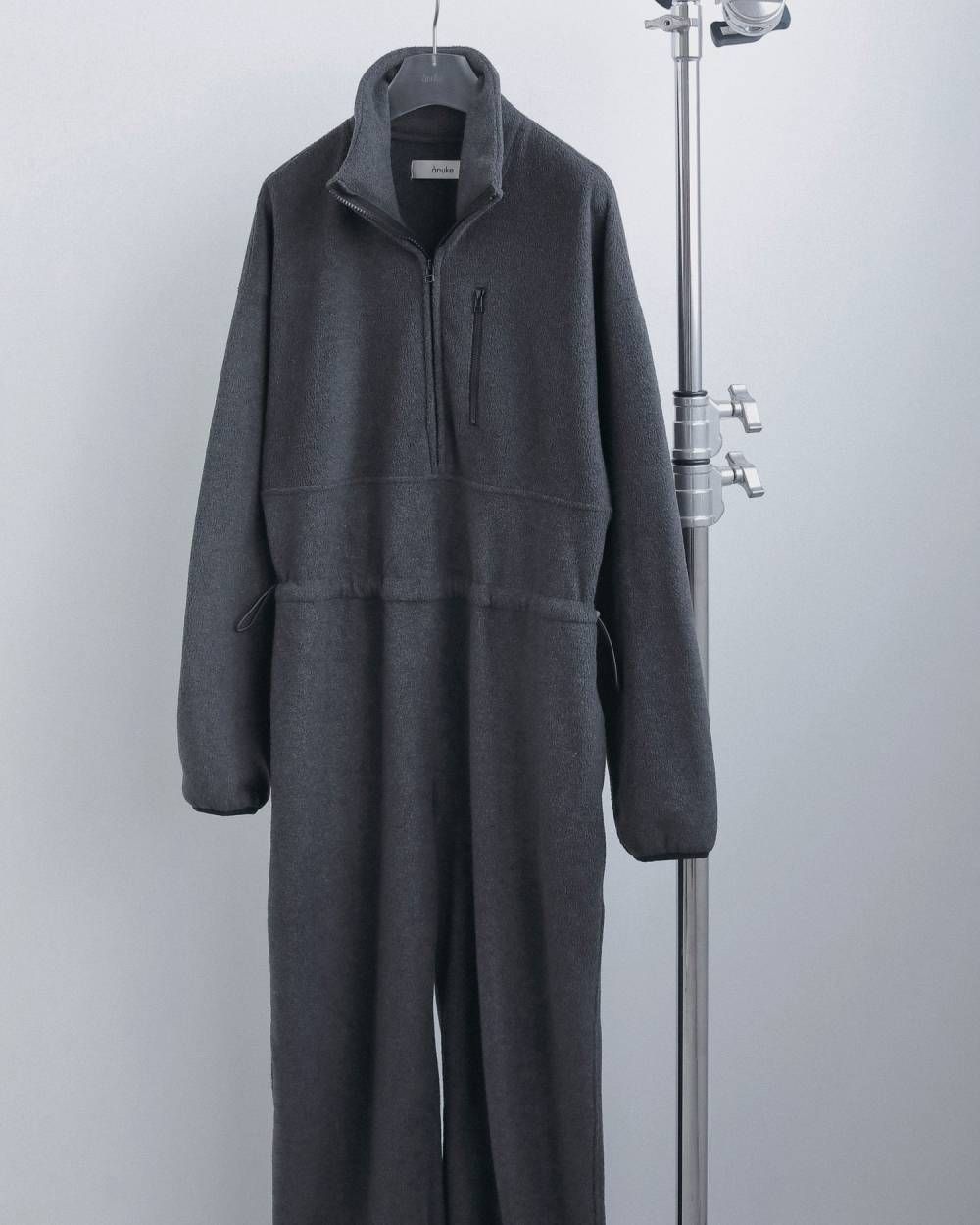 フリースハーフジップ コンビネゾン (チャコールグレー) Fleece Halfzip Combinaison (Charcoal gray) / 26AW 【6月29日まで期間限定予約】