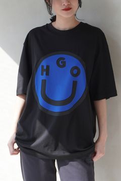 【HUGO BLUE】スマイルプリントTシャツ (ブラック) / ユニセックス