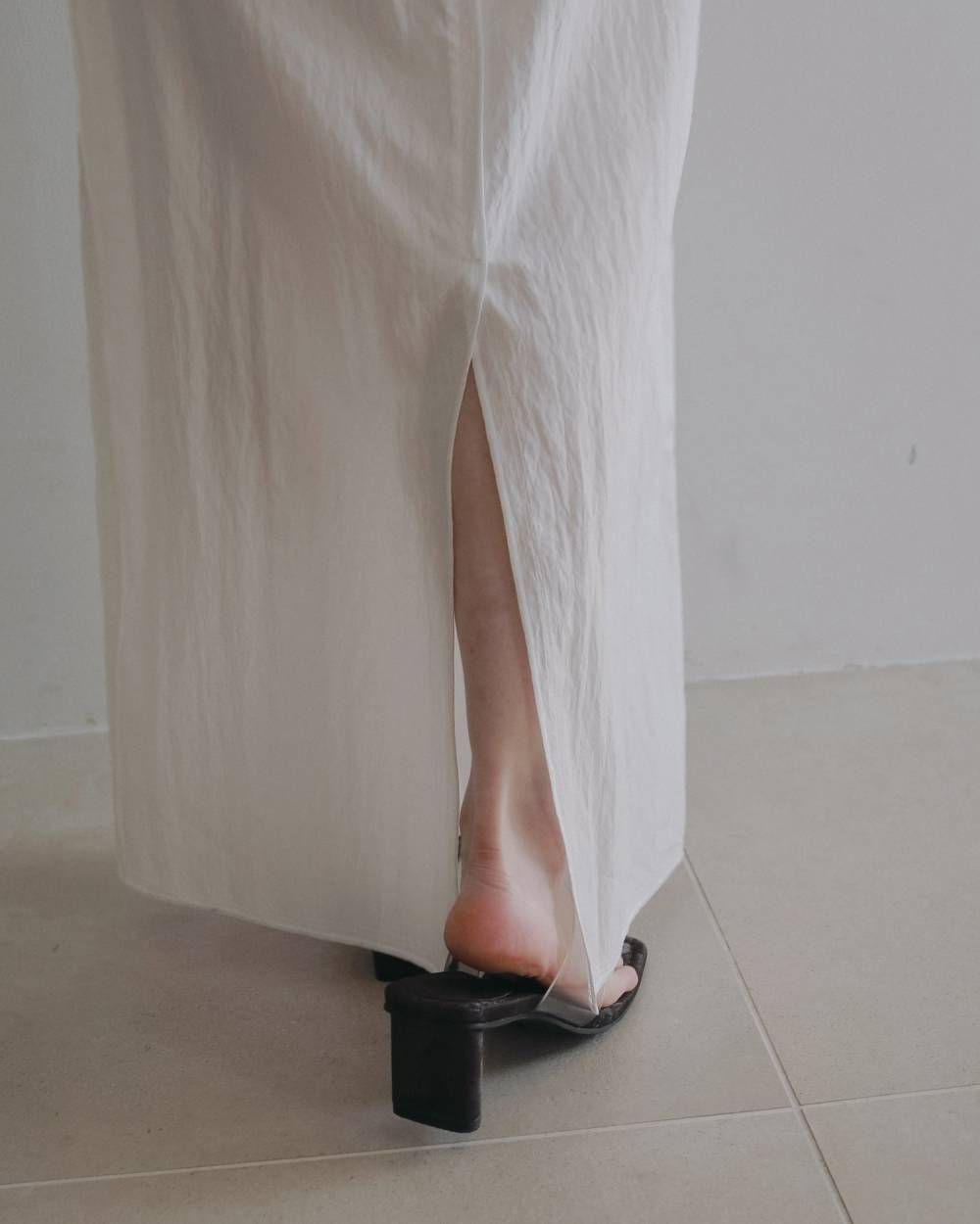 シアーペンシルスカート (ホワイト) Sheer Pencil Skirt (White) / 26SS