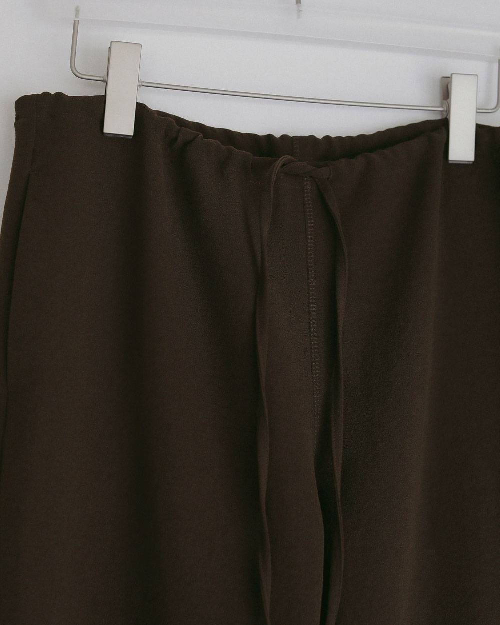 バックサテン カプリパンツ (ブラウン) Back Satin Capripants (Brown) / 27SS