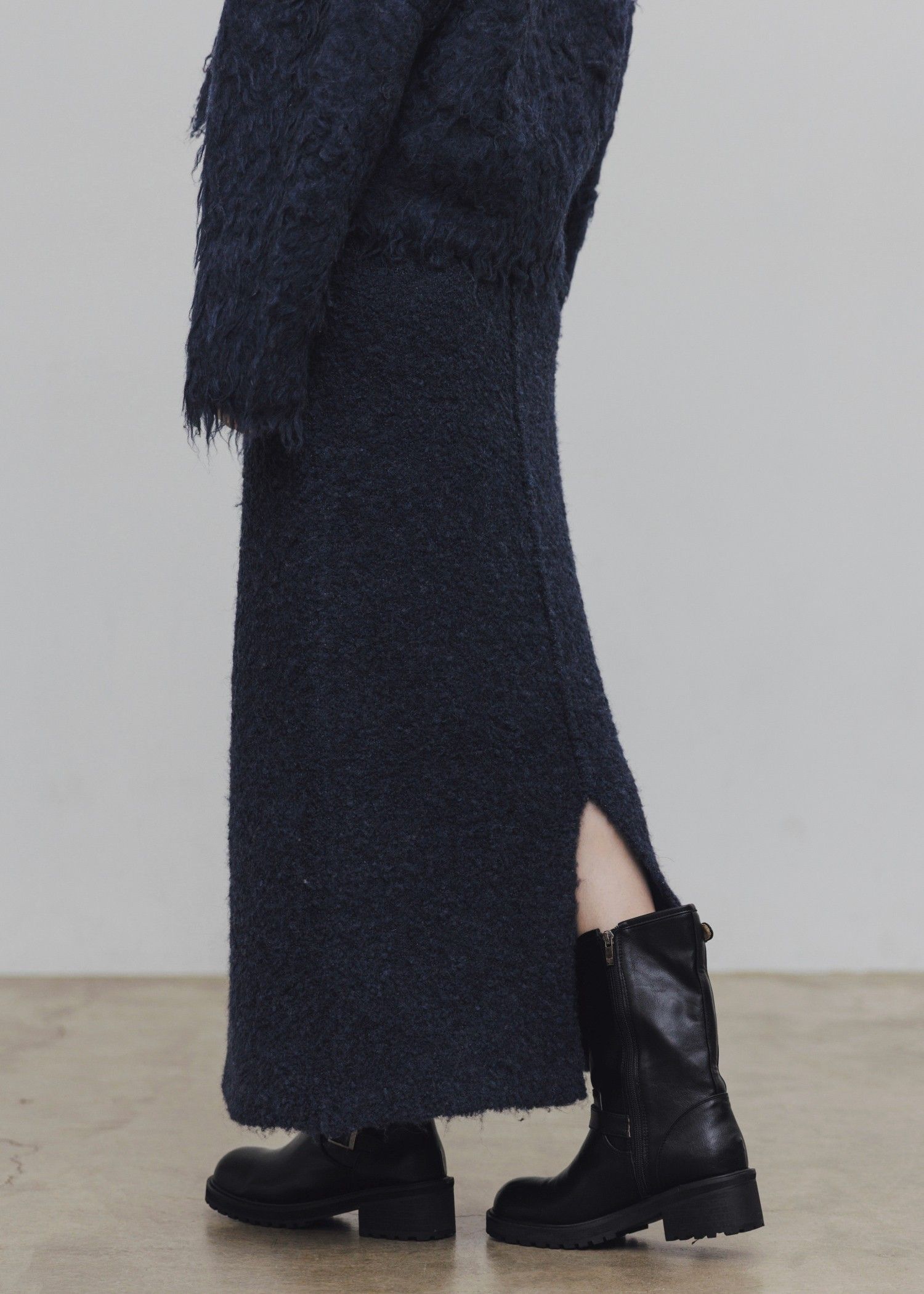 boucle pencil knit SK / ブークレ ペンシルニットスカート (ネイビー) / 25AW