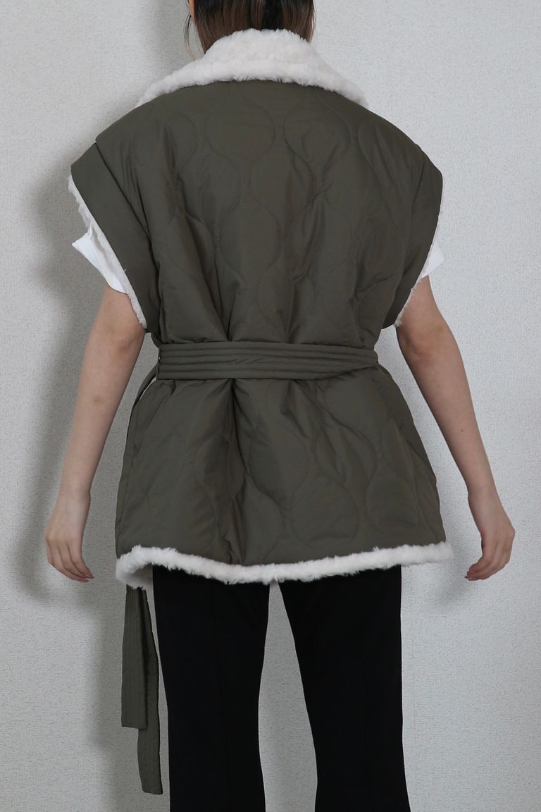 156cm 着用サイズ:フリー