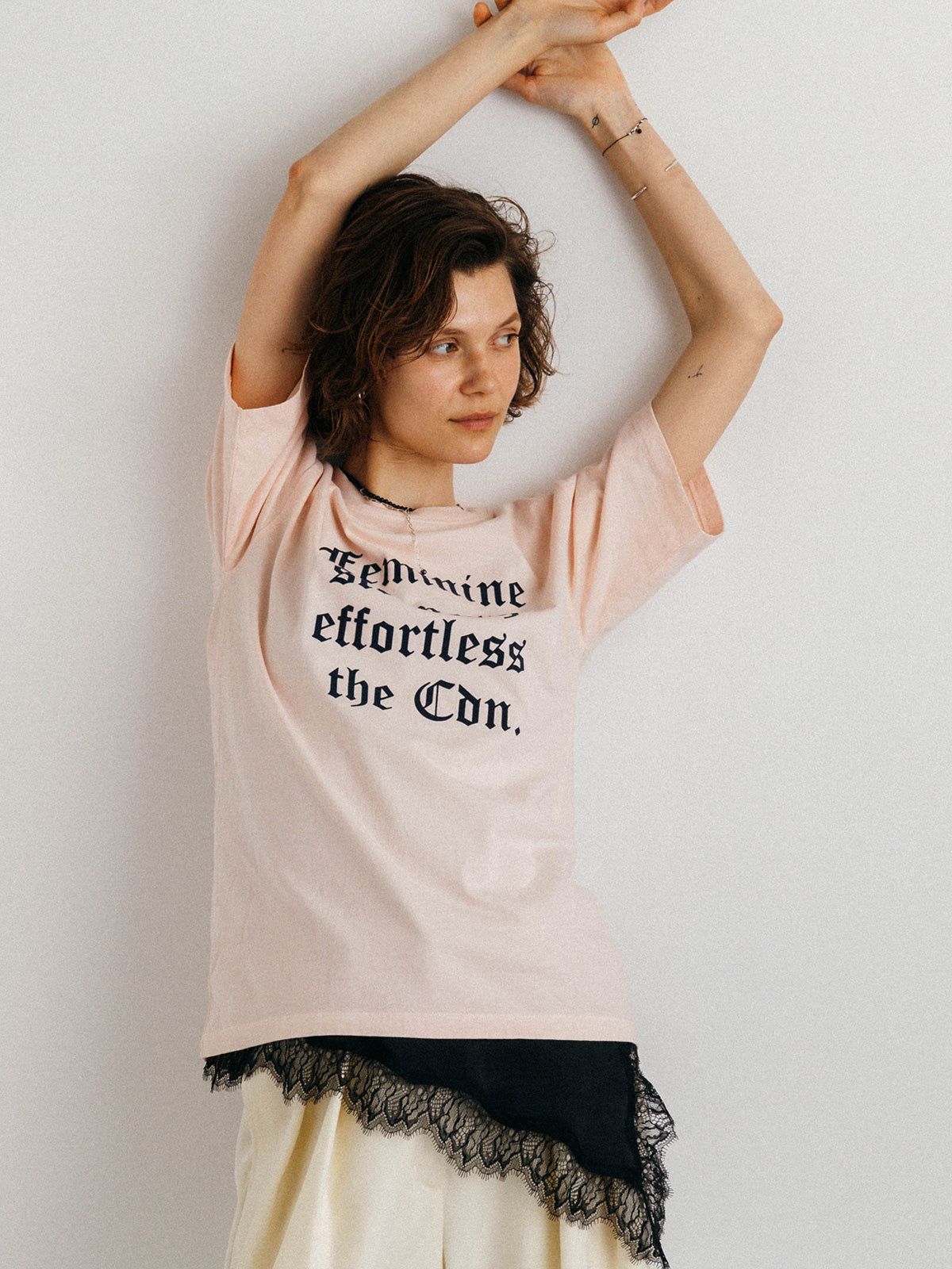 パーマネント Tシャツ (FLOCKY OLD ENGLISH) PARMANENT TEE (FLOCKY OLD ENGLISH) /  26SS