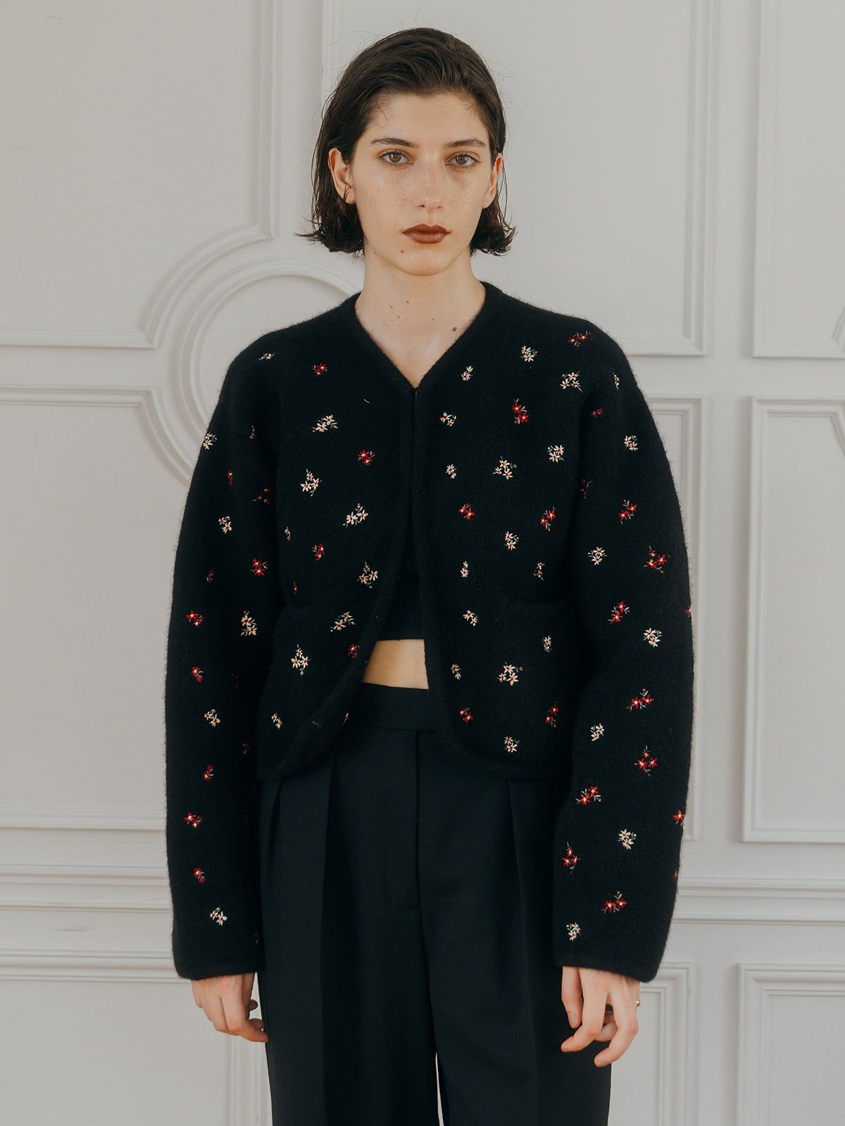 【25AW】FLOWER EMBROIDERY KNIT JACKET / フラワーエンブロイダリー ニットジャケット (ブラック)