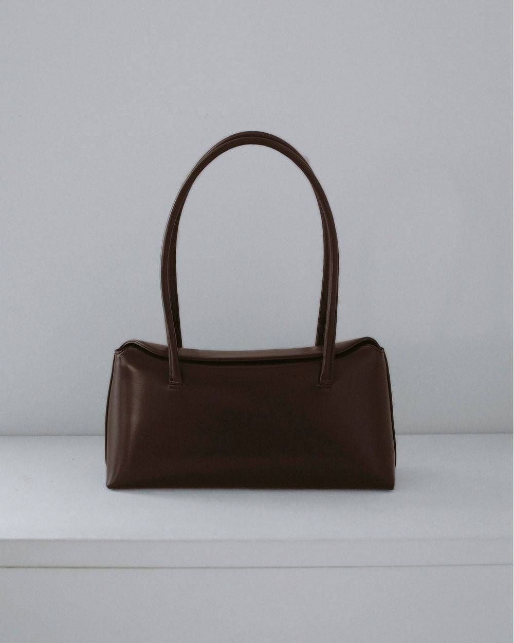 レザーボストンバッグ (ブラウン) Leather Boston Bag (Brown) / 27SS