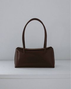 レザーボストンバッグ (ブラウン) Leather Boston Bag (Brown) / 27SS