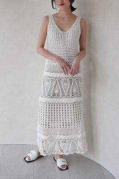 HANDMADE KNIT DRESS / ハンドニットドレス (ホワイト)