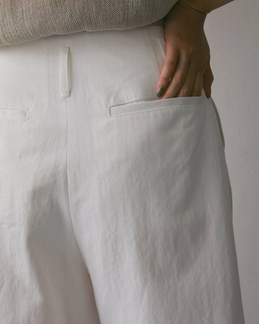 タック バミューダパンツ (ホワイト) Tuck Bermuda Pants (White) / 27SS