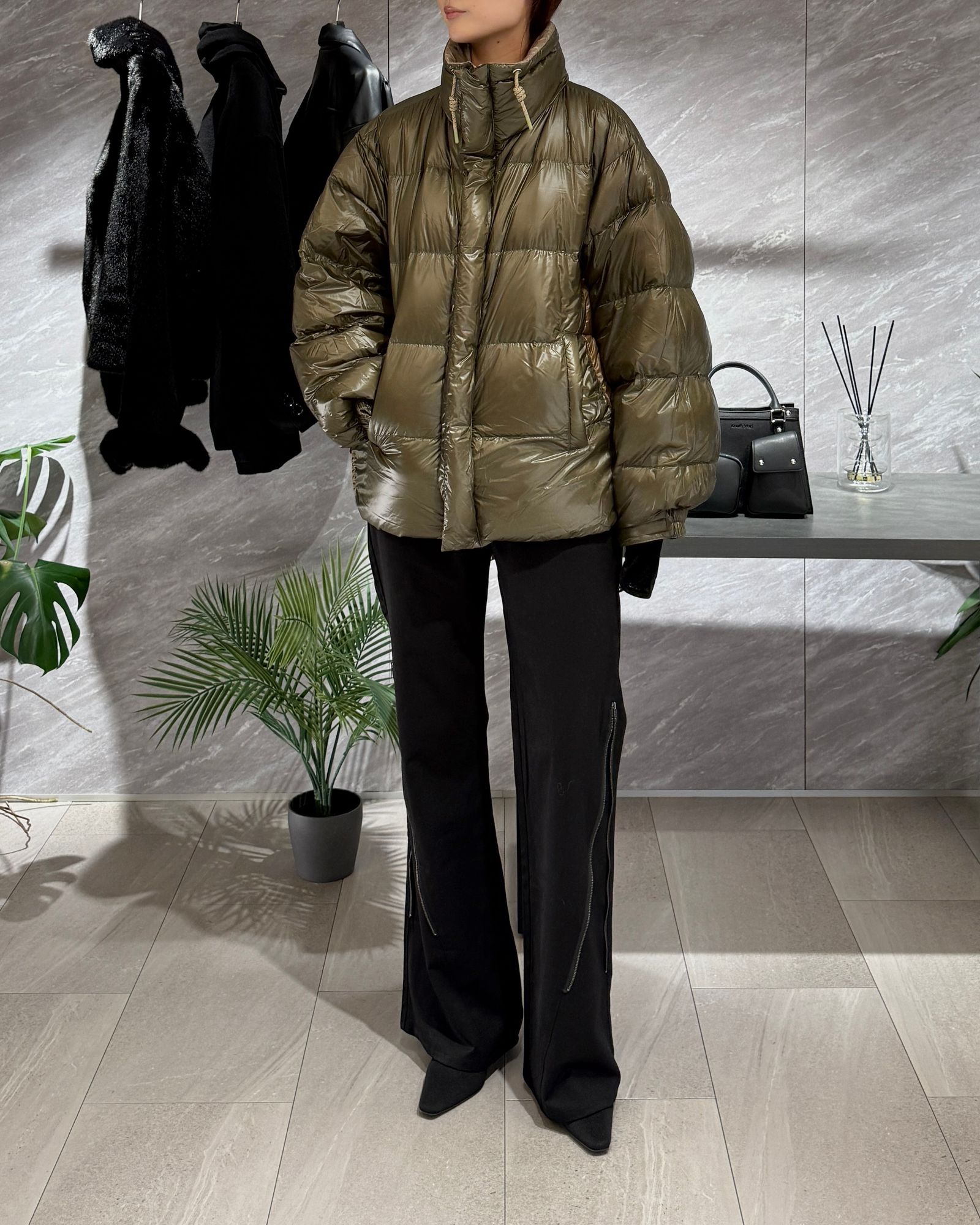 【BF割引対象12/2まで】NANGA multilayering down vest blouson / ナンガ コラボレーション ダウンジャケット (ベージュ) / メンズ / レディース